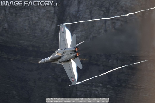 2009-10-07 Axalp Shooting Range 0630 McDonnell Douglas FA-18C Hornet